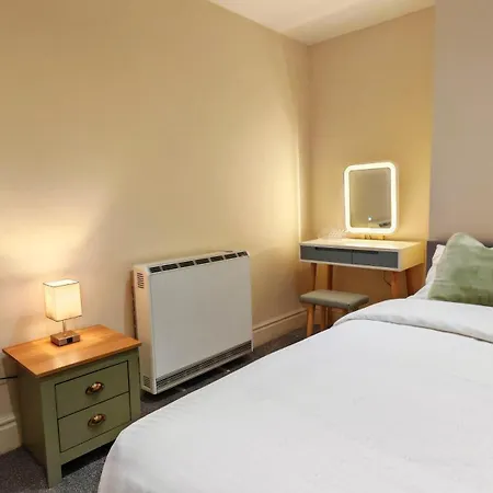 Cosy Hideaway 7mins Walk To Historical Centre Апартаменты